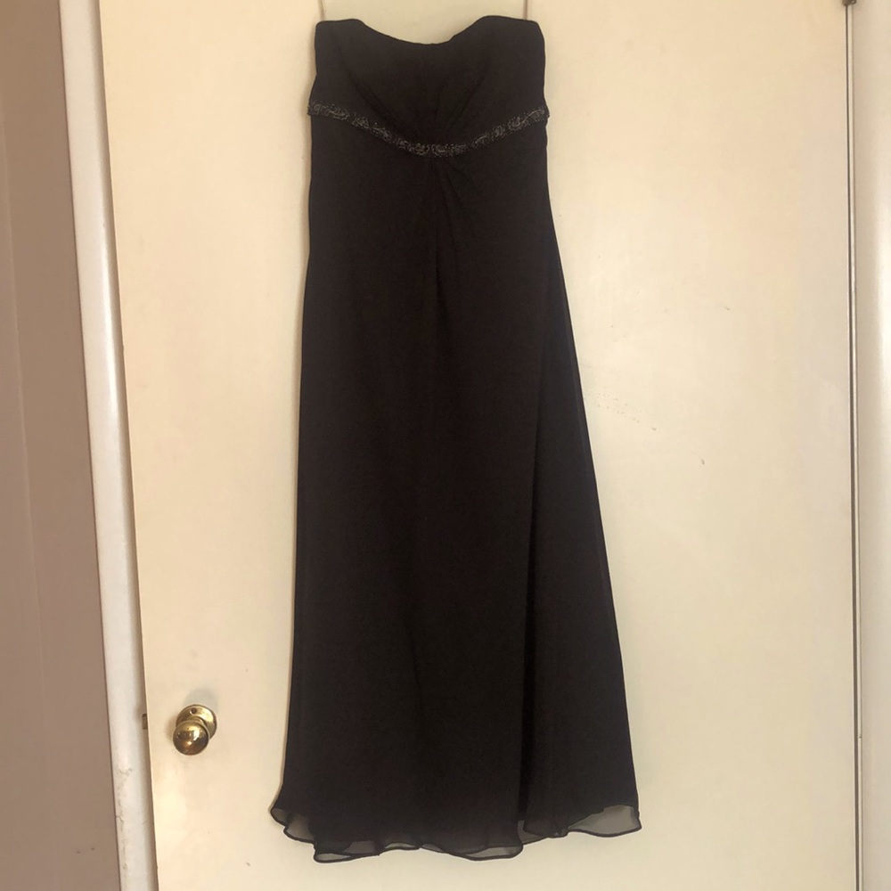 Black semi-formal dress/bridesmaid dress